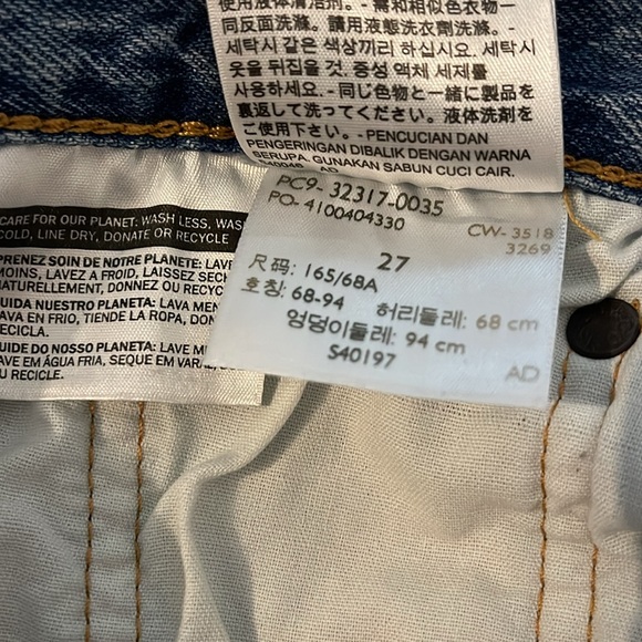 Levis 501 Distressed Jean Buttonfly Shorts Size 27 - Picture 7 of 8